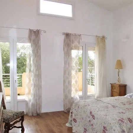 Aoc Sleeps 10 Pool Air Con Wifi Feriehus Bandol