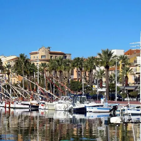 Aoc Sleeps 10 Pool Air Con Wifi Feriehus Bandol