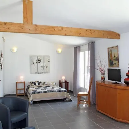 Aoc Sleeps 10 Pool Air Con Wifi Bandol